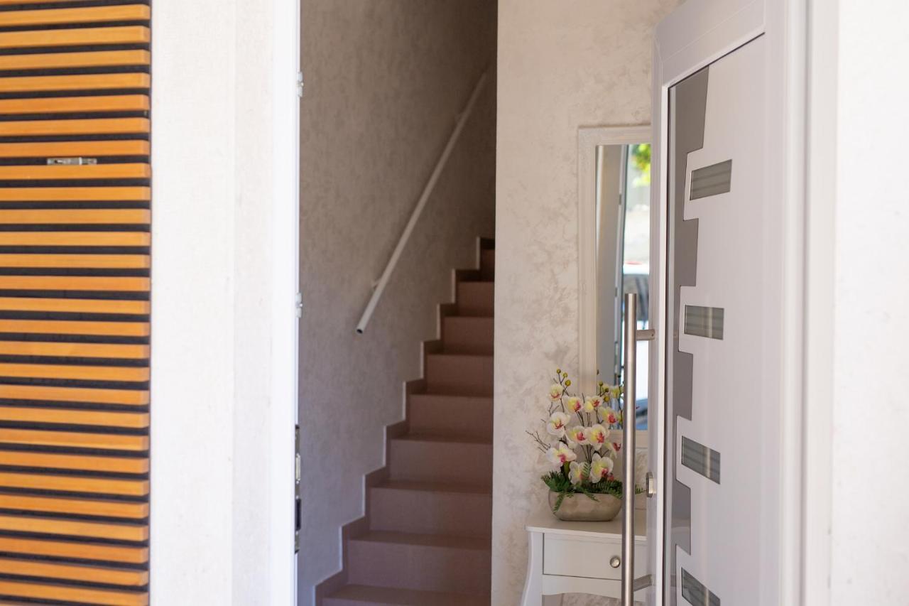 Luxury Apartments Jf راب المظهر الخارجي الصورة